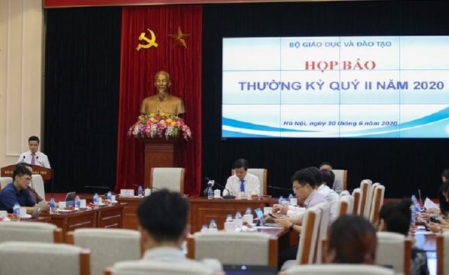 Học sinh THCS, THPT được giảm 2 tuần học trong năm học 2020-2021