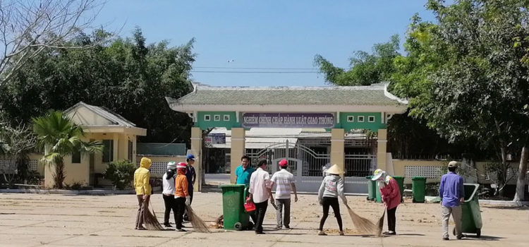 Tổng vệ sinh trường học