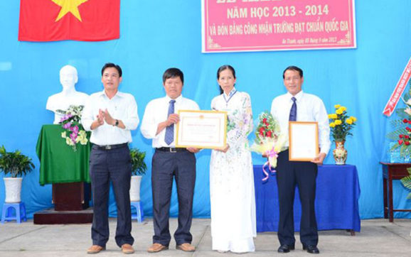 Trường THCS An Thạnh phấn đấu vươn lên đạt chuẩn quốc gia năm 2013