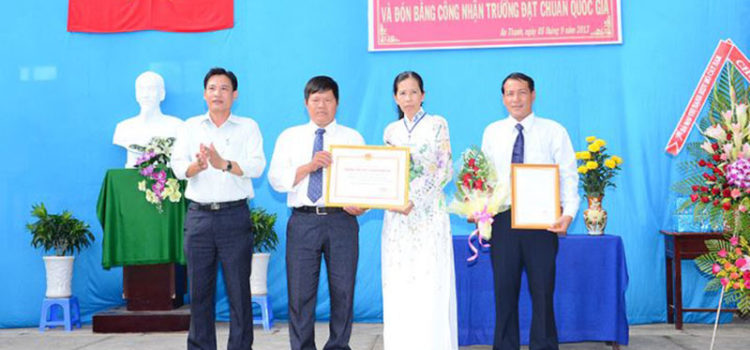 Trường THCS An Thạnh phấn đấu vươn lên đạt chuẩn quốc gia năm 2013
